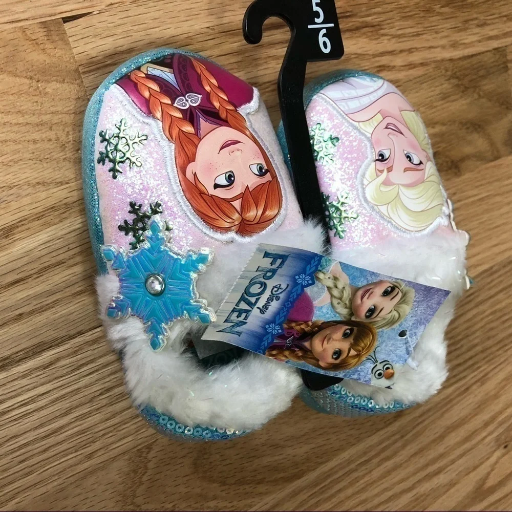 Disney Frozen Slippers NWT Sz 5 6 Baby Girl Elsa Blue